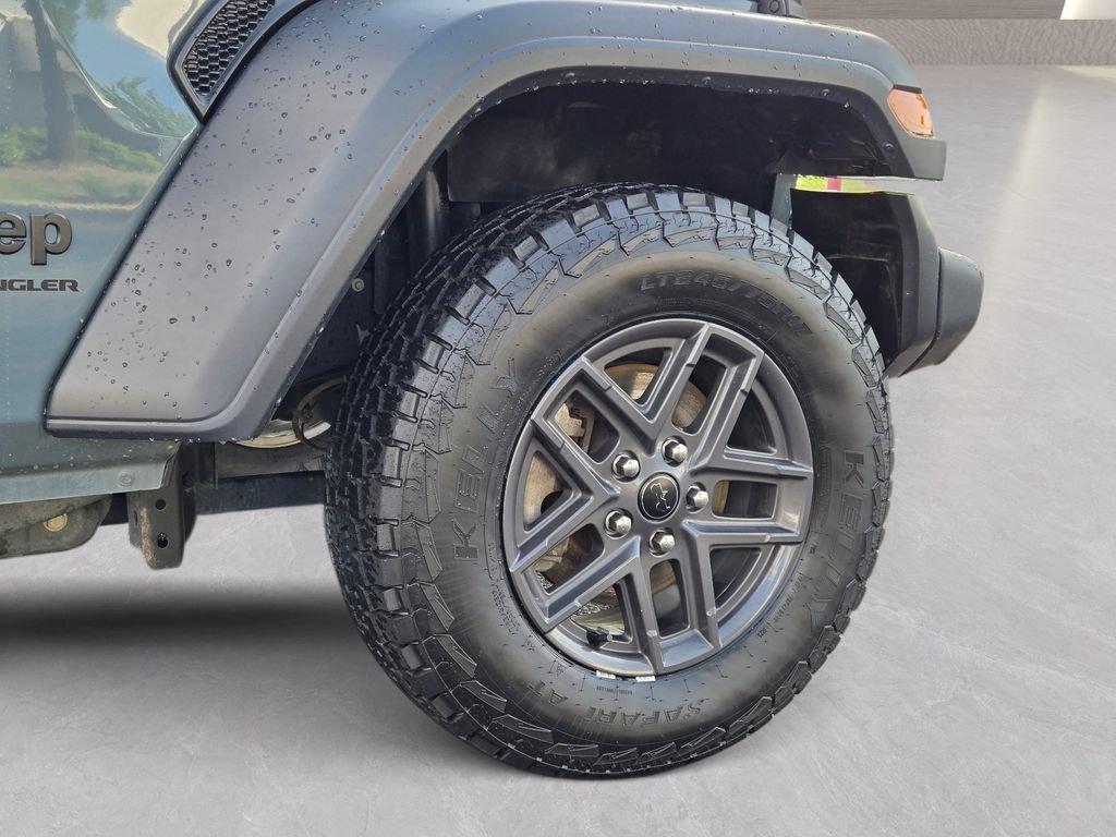 Used 2024 Jeep Wrangler Sport AWD/4WD image 11