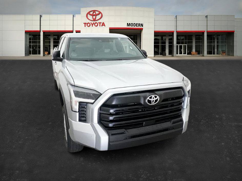 New 2026 Toyota Tundra SR5 w/ SR5 Premium Package AWD/4WD image 32