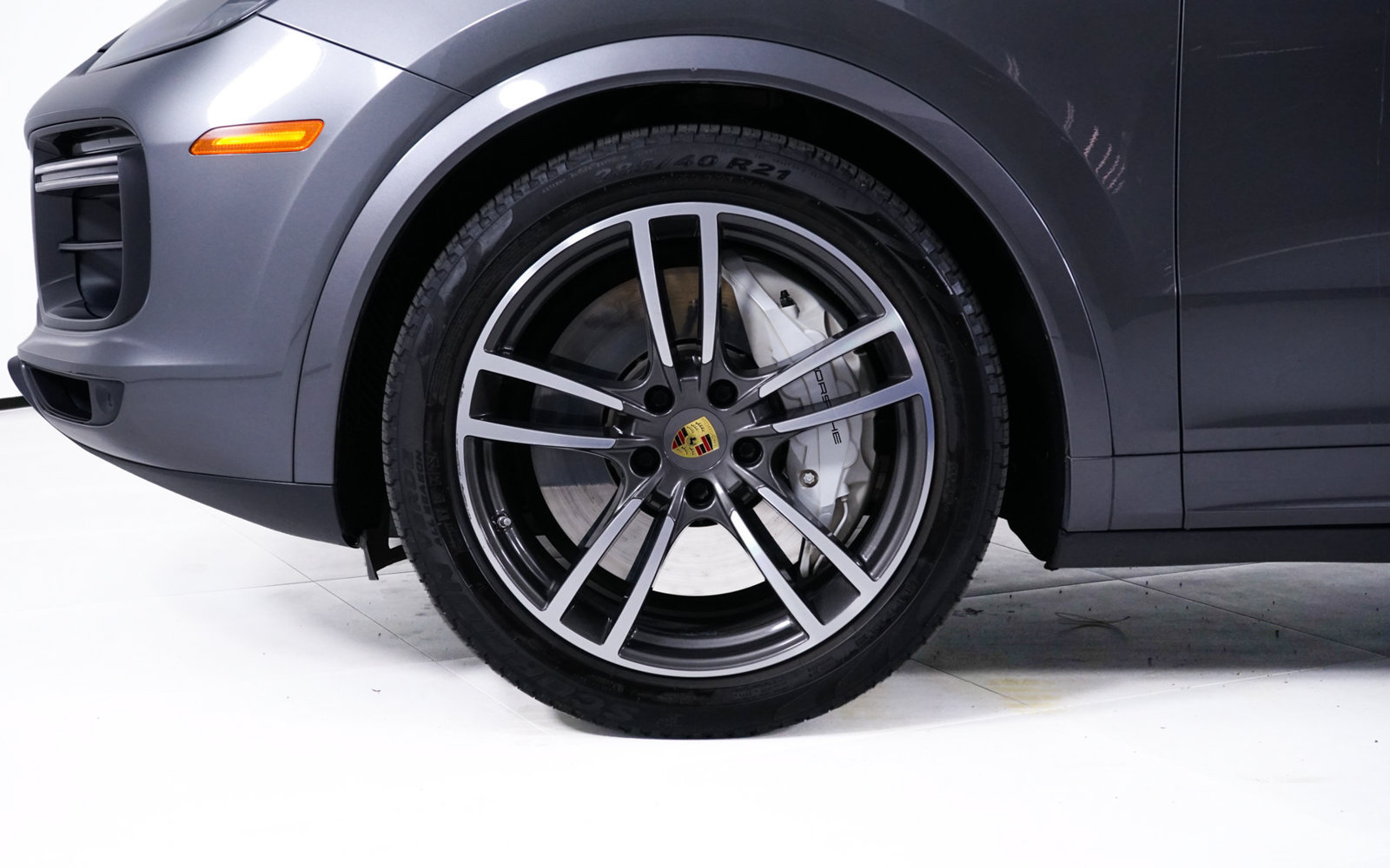 Used 2019 Porsche Cayenne Turbo AWD/4WD image 11
