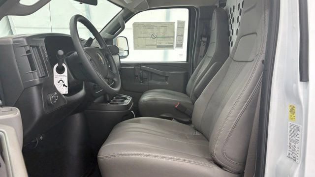 New 2026 Chevrolet Express 2500 w/ Driver Convenience Package RWD image 13