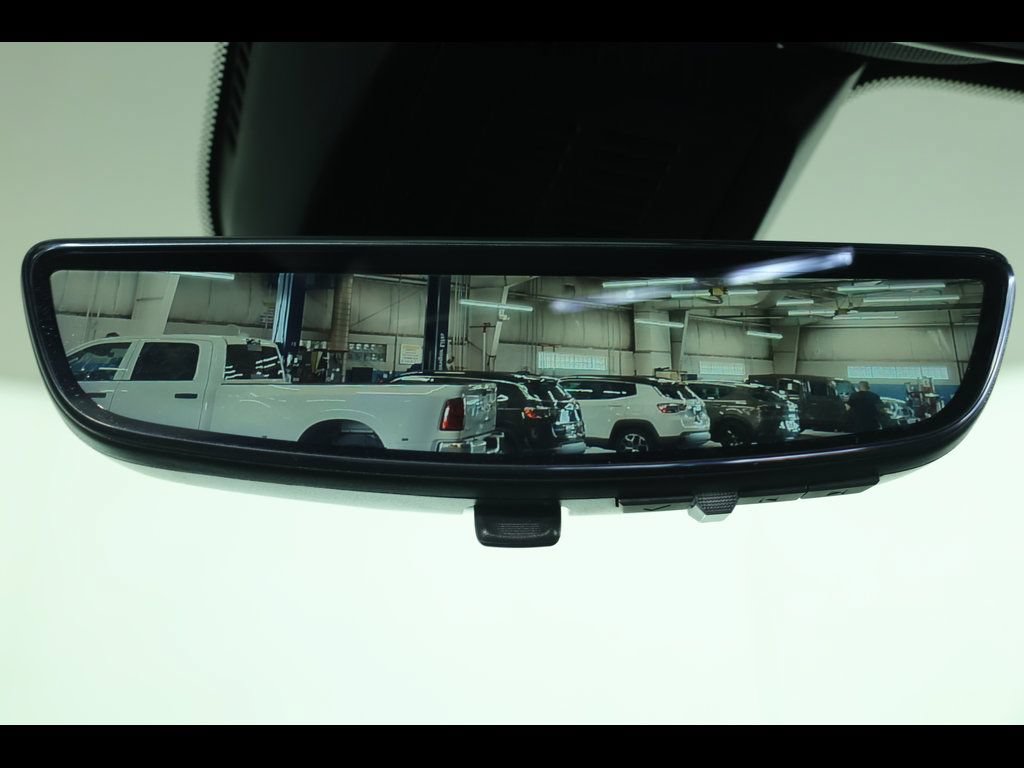 New 2026 Chevrolet Equinox RS w/ Convenience Package III FWD image 21