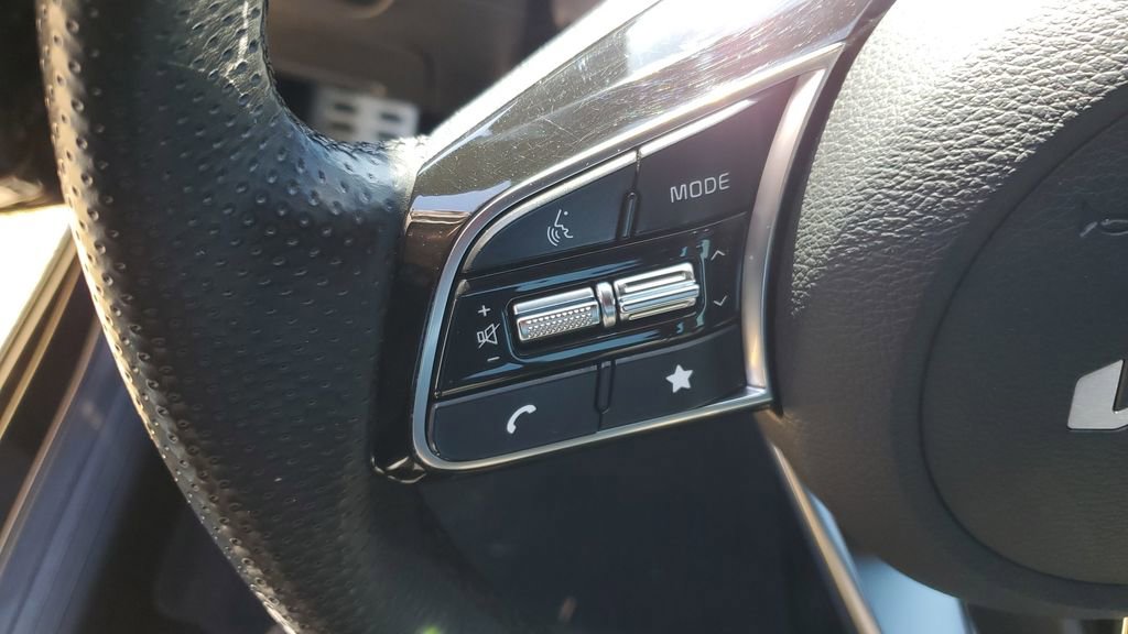 Used 2022 Kia Forte GT-Line w/ GT-Line Premium Package FWD image 11