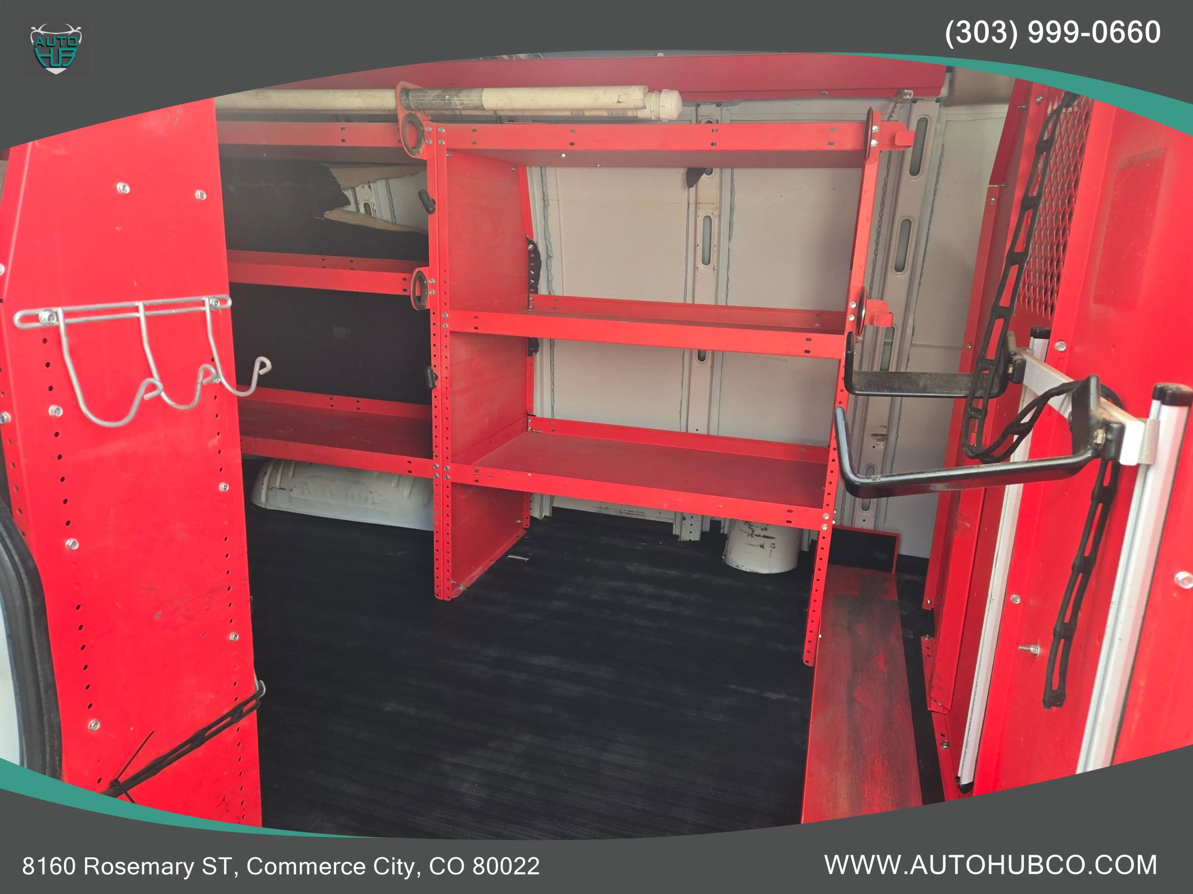 Used 2018 Chevrolet Express 2500 w/ Driver Convenience Package image 5