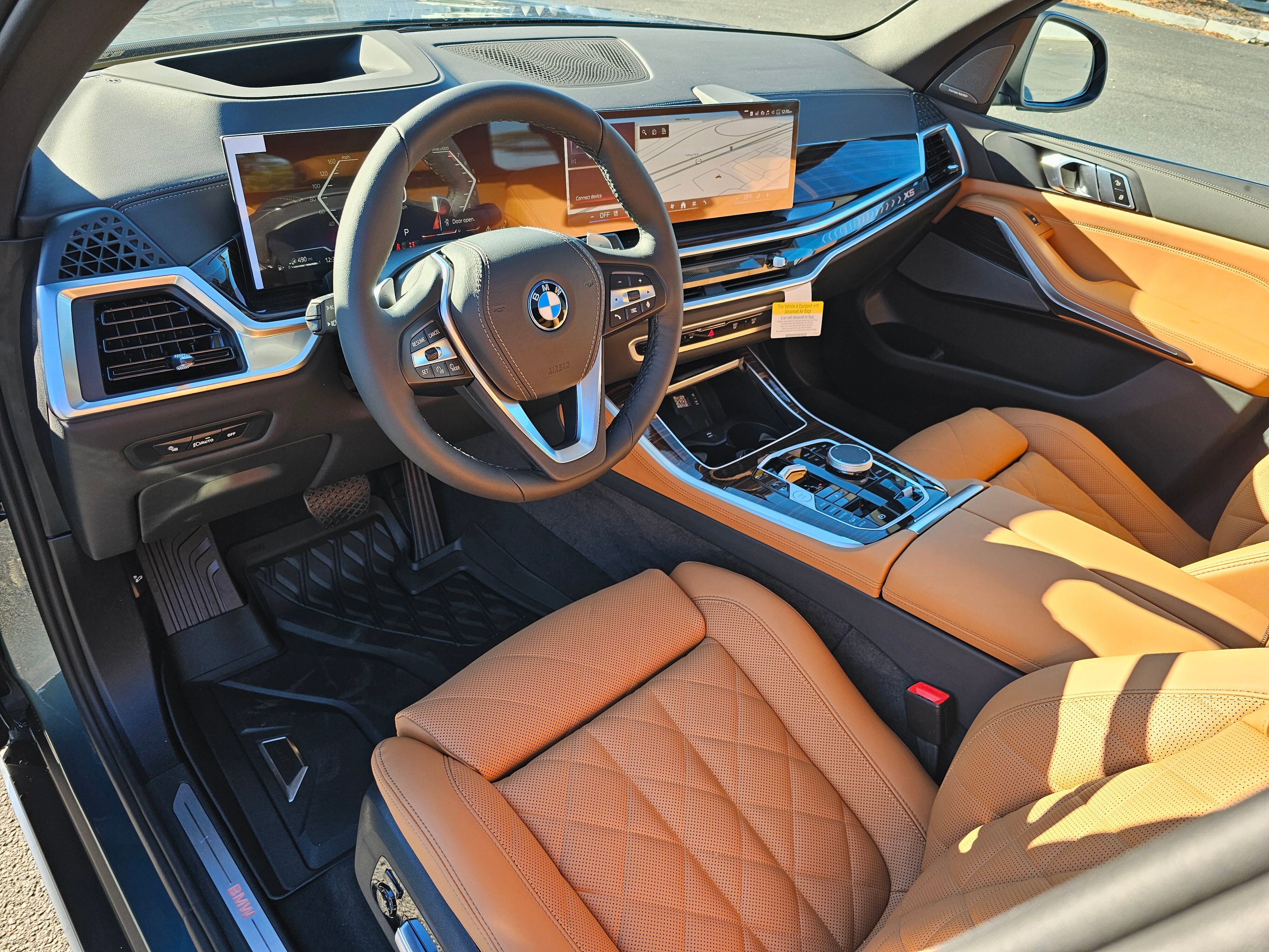 New 2026 BMW X5 xDrive50e image 2