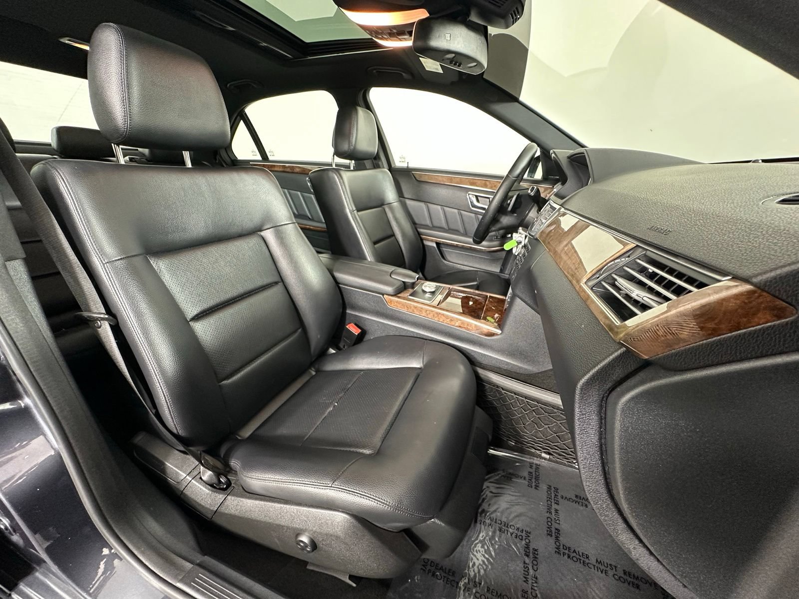 Used 2011 Mercedes-Benz E 350 4MATIC Sedan image 6