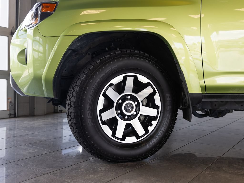 Certified 2023 Toyota 4Runner TRD Off-Road Premium AWD/4WD image 7