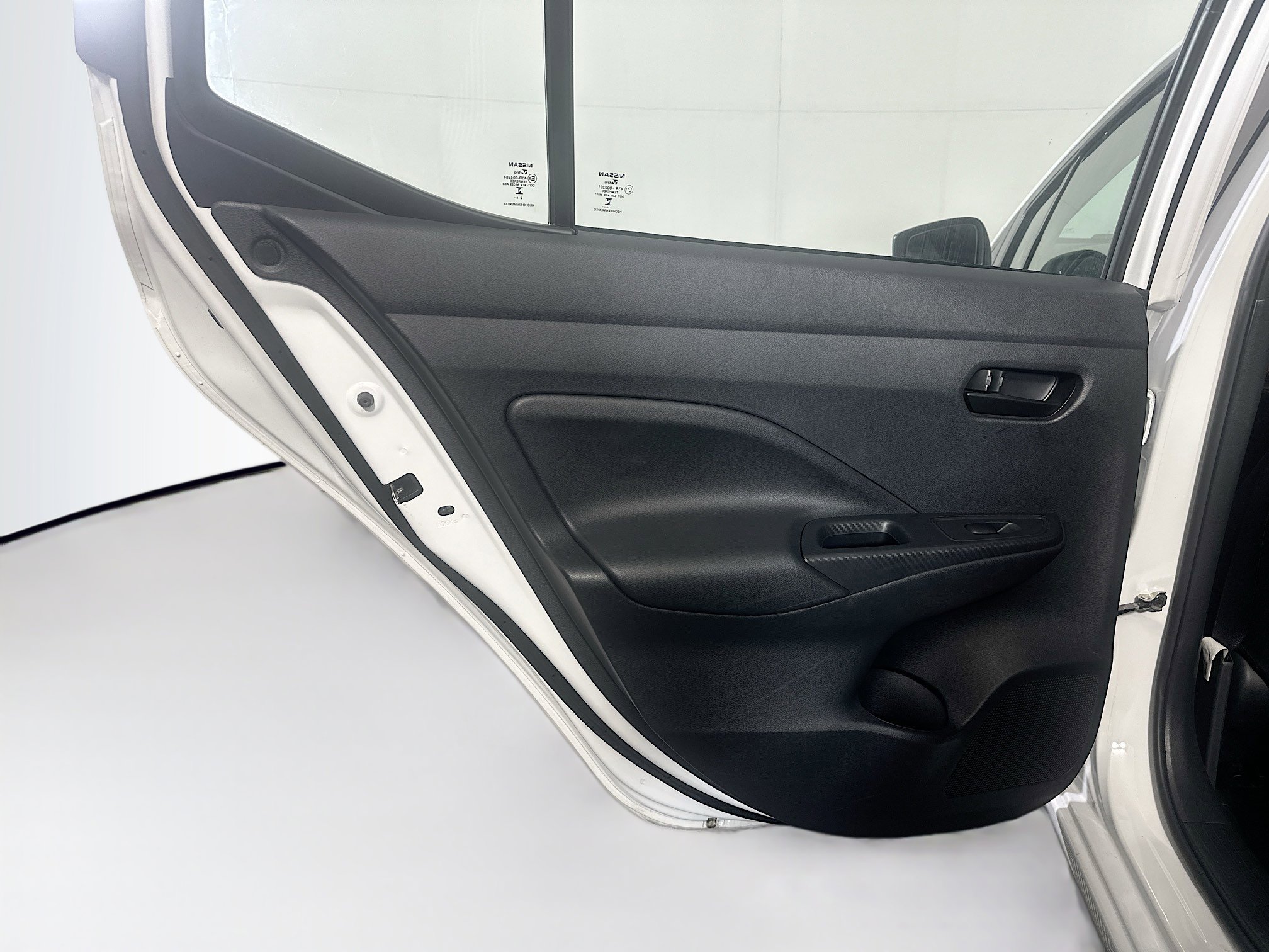 Used 2025 Nissan Versa S image 25