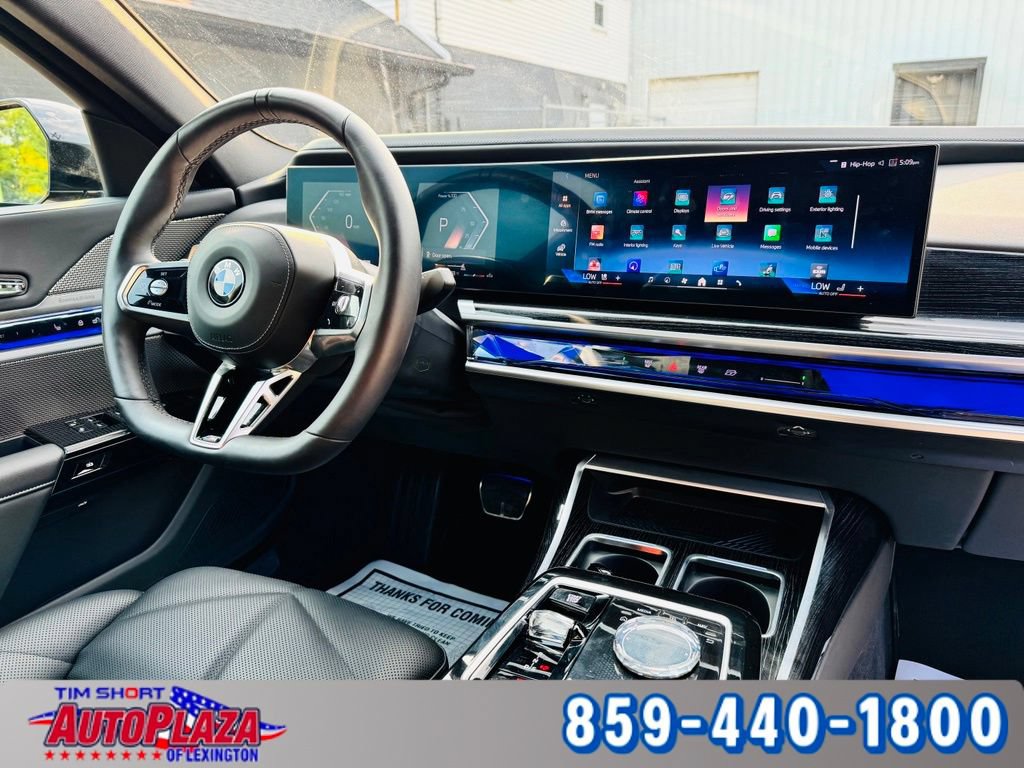 Used 2025 BMW 740i xDrive w/ Premium Package AWD/4WD image 42