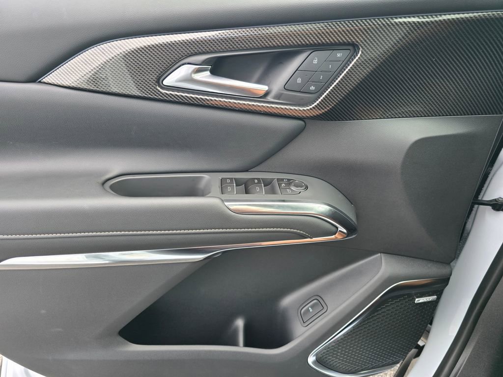 New 2026 Chevrolet Traverse High Country image 16