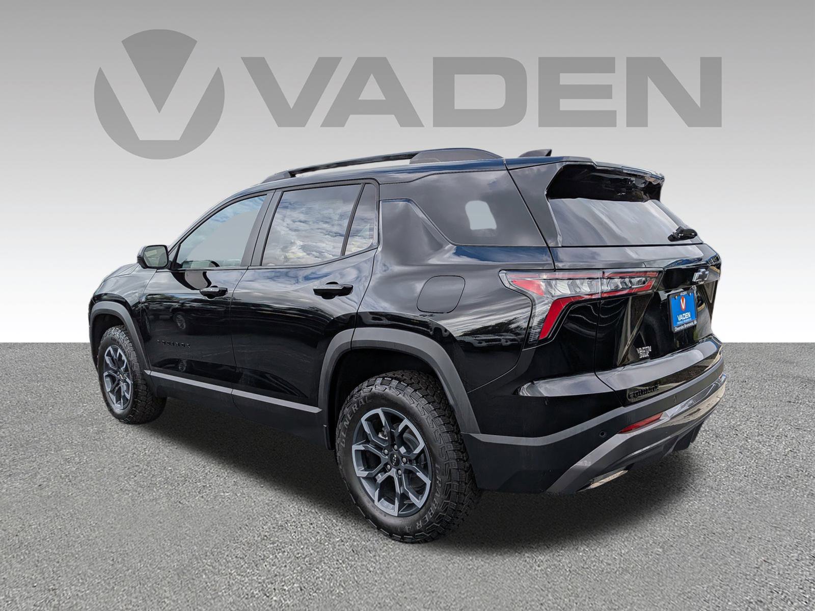 New 2026 Chevrolet Equinox ACTIV w/ Convenience Package III image 24