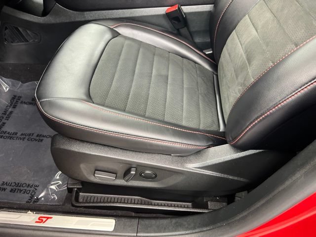 Used 2024 Ford Edge ST-Line AWD/4WD image 14