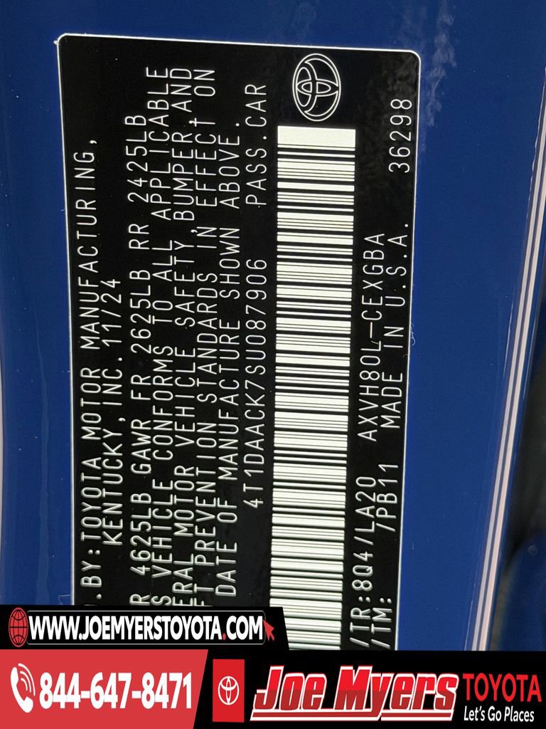 Used 2025 Toyota Camry XSE image 32