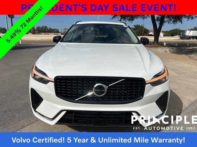 Certified 2025 Volvo XC60 T8 Core image 3