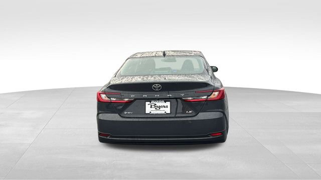 Used 2025 Toyota Camry LE image 33