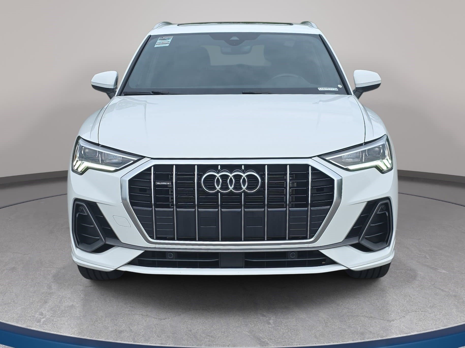 Used 2025 Audi Q3 2.0T Premium AWD/4WD image 2