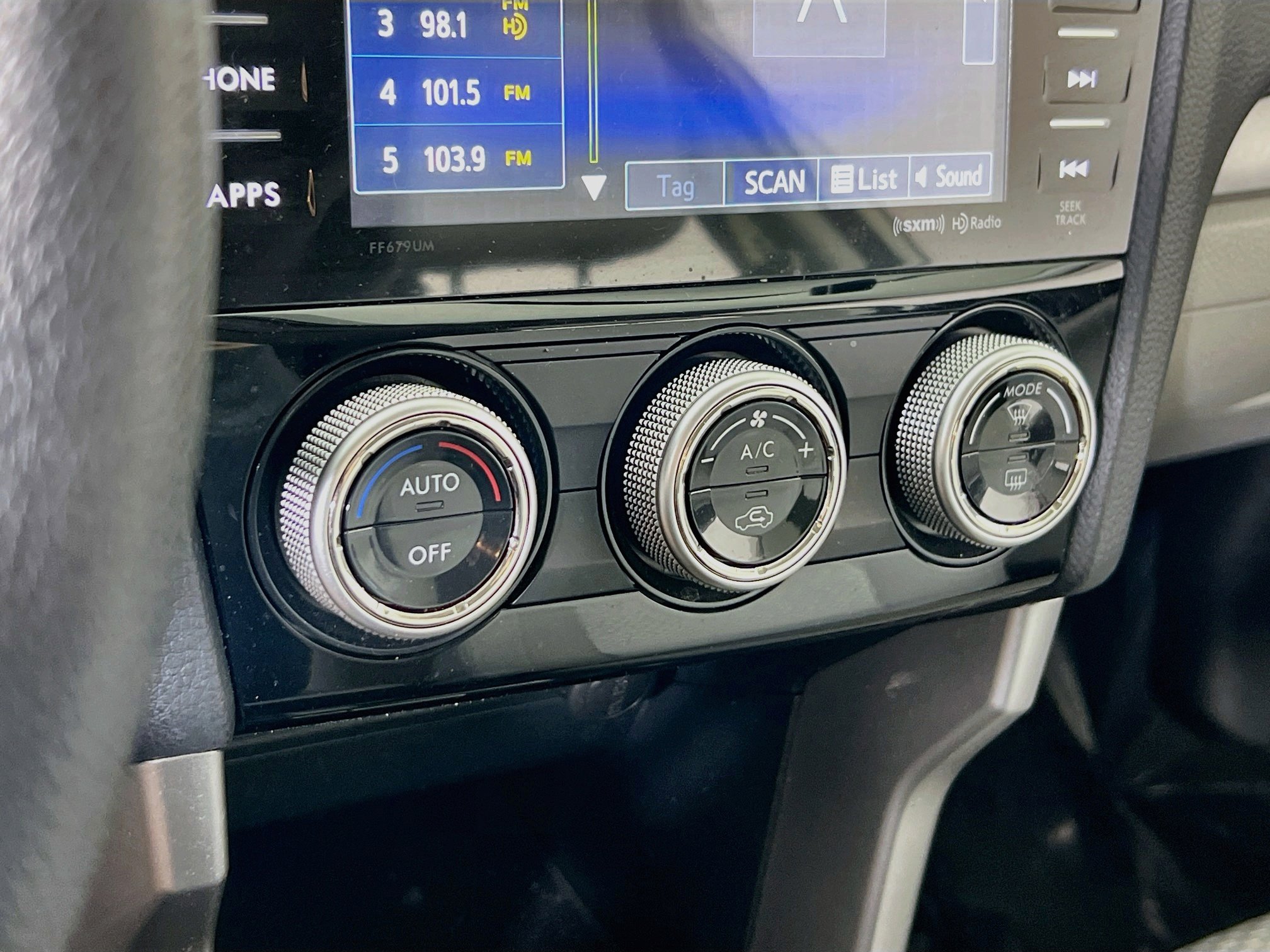 Used 2018 Subaru Forester 2.5i Premium AWD/4WD image 15