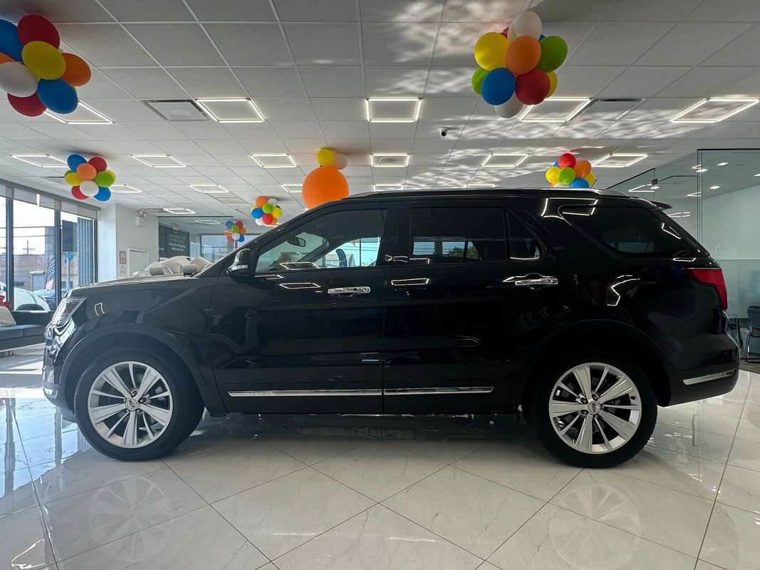 Used 2019 Ford Explorer Limited w/ Class III Trailer Tow Package AWD/4WD image 5