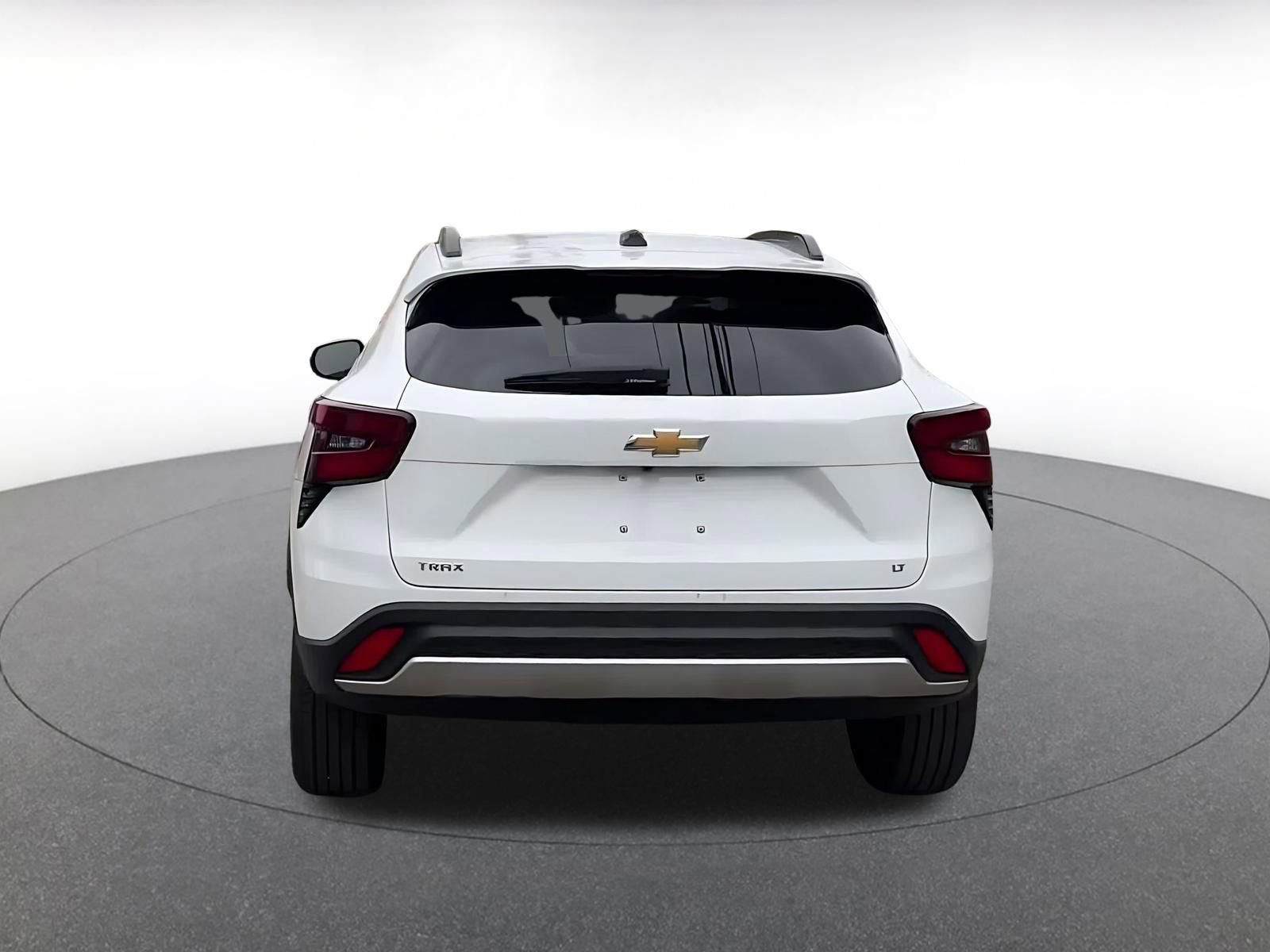 Used 2025 Chevrolet Trax LT image 12