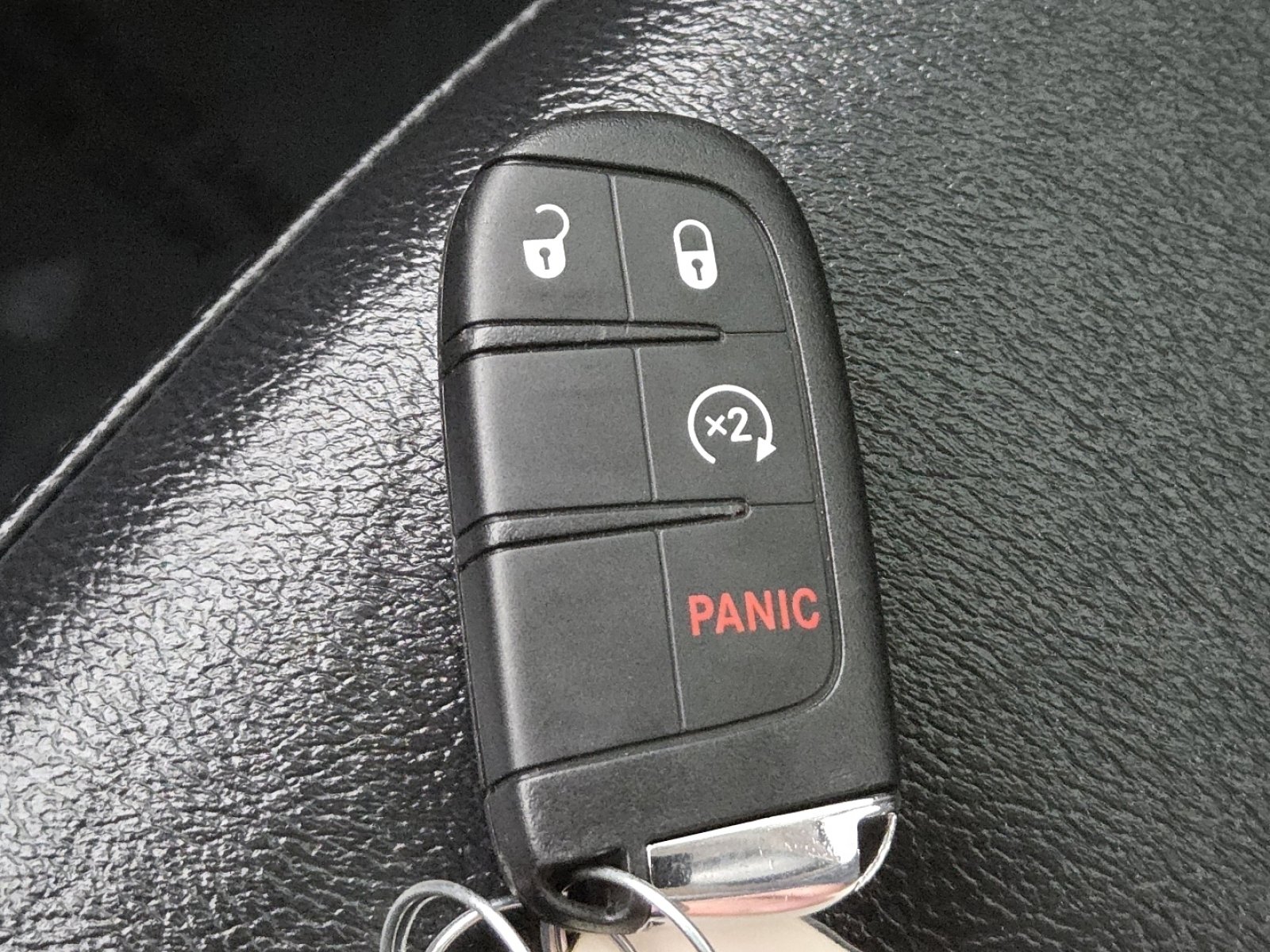 Used 2018 Jeep Compass Limited image 32