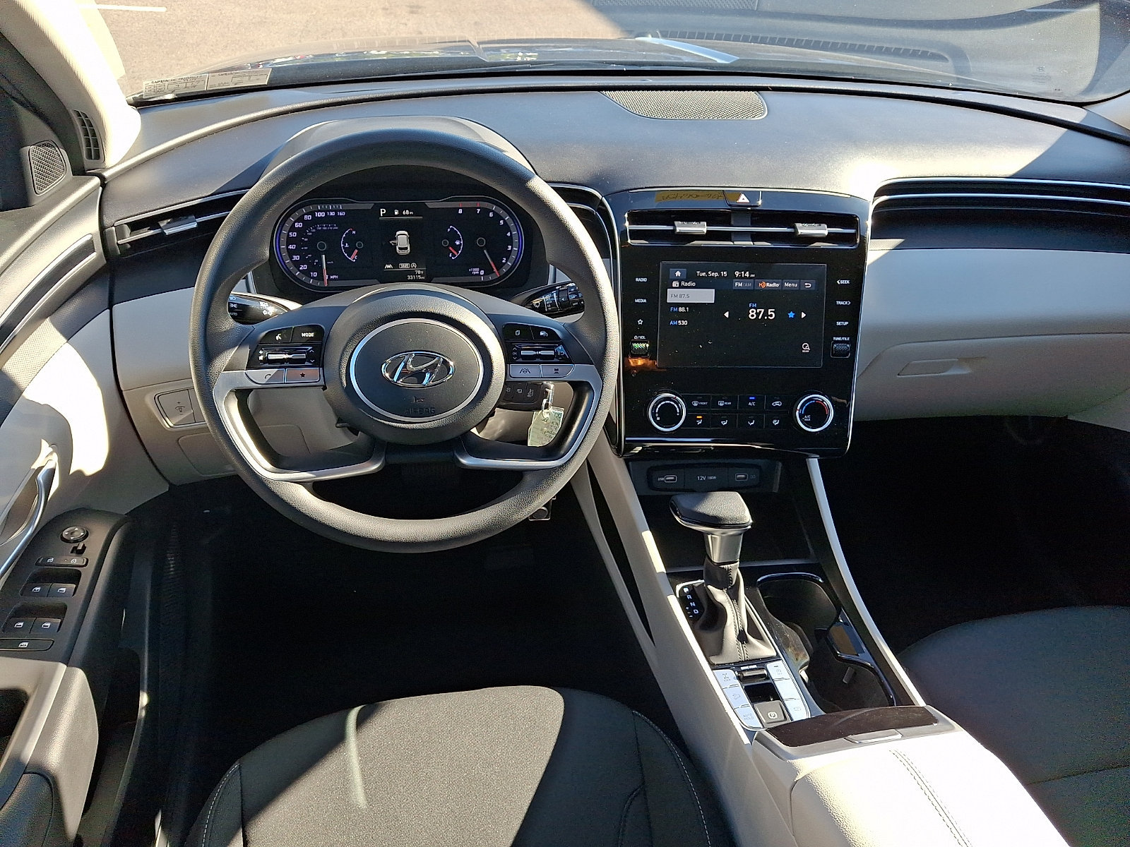 Certified 2024 Hyundai Tucson SE AWD/4WD image 11