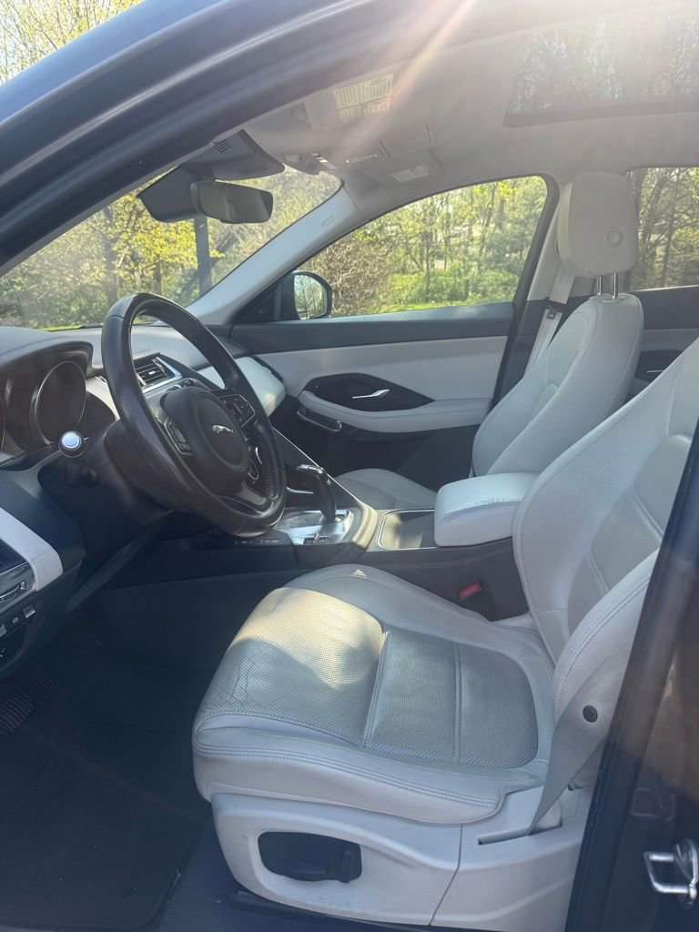 Used 2018 Jaguar E-PACE S image 8
