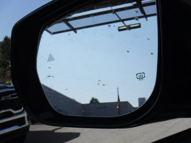 New 2025 Jeep Grand Cherokee Altitude image 32