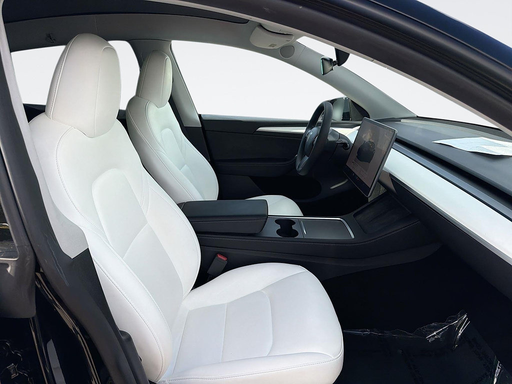 Used 2023 Tesla Model Y Performance AWD/4WD image 33