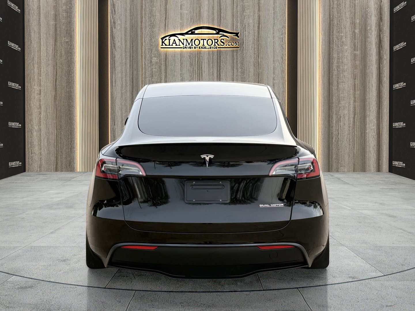 Used 2023 Tesla Model Y Performance image 6