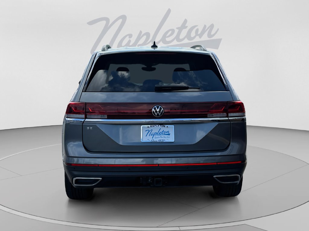 Used 2025 Volkswagen Atlas SE FWD image 4