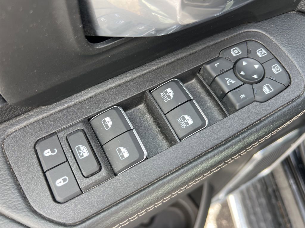 New 2025 RAM 2500 Laramie w/ Sport Appearance Package image 10