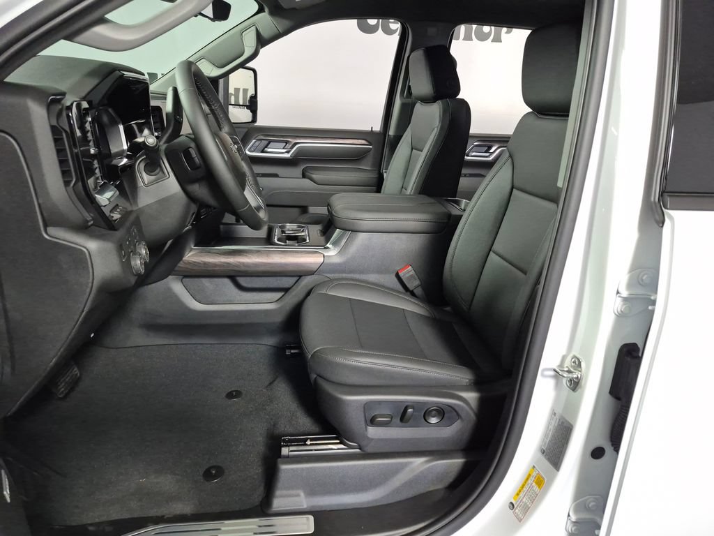 New 2026 Chevrolet Silverado 2500 LTZ w/ Trail Boss Package AWD/4WD image 9