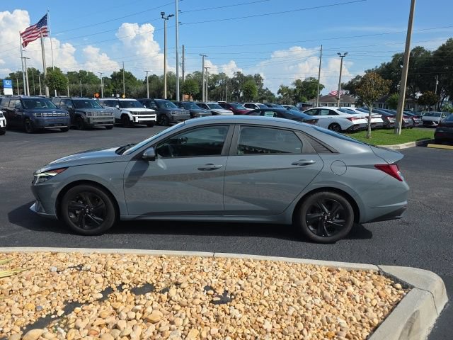 Certified 2023 Hyundai Elantra SEL Sport FWD image 17