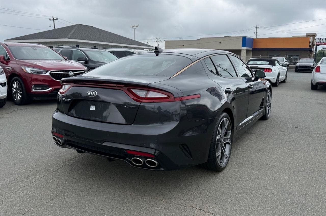 Used 2019 Kia Stinger GT1 RWD image 6