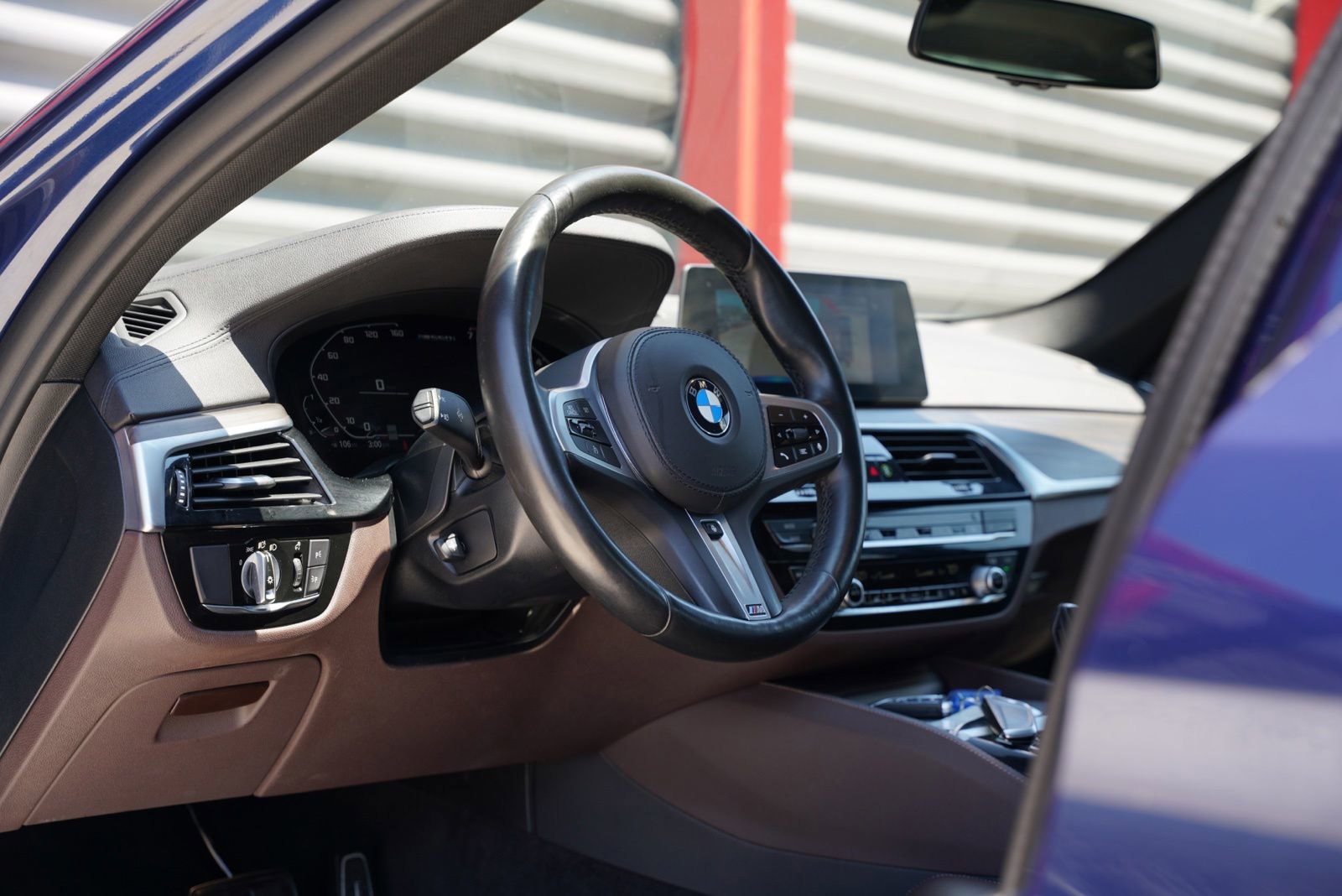 Used 2020 BMW M550i xDrive w/ Dynamic Handling Package AWD/4WD image 17