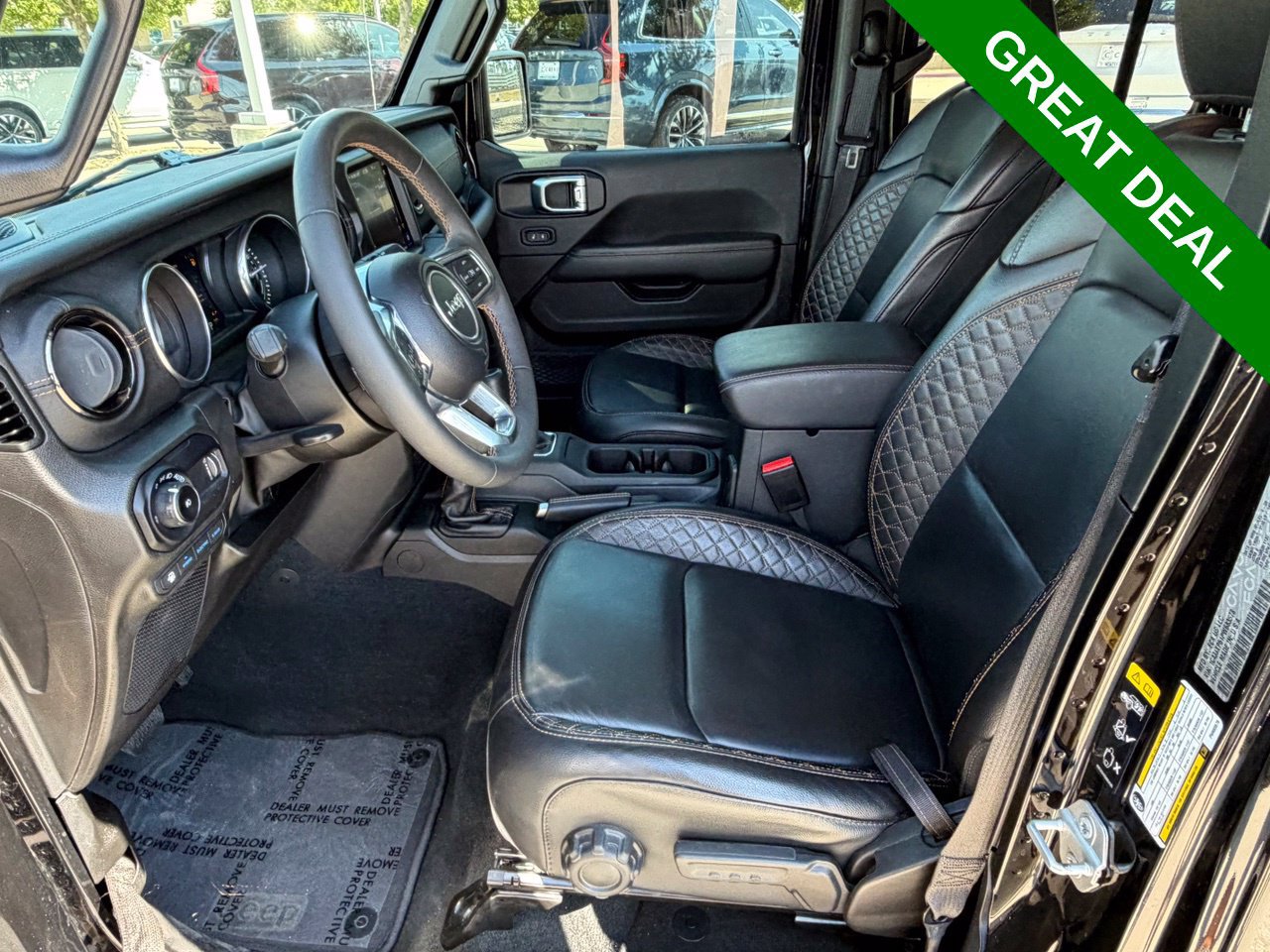 Used 2023 Jeep Wrangler Unlimited Sahara AWD/4WD image 33