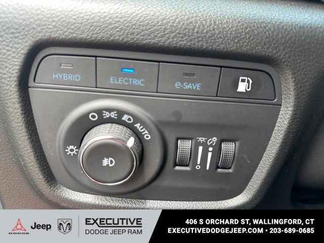 Used 2024 Jeep Grand Cherokee Limited 4xe w/ Luxury Tech Group II AWD/4WD image 14