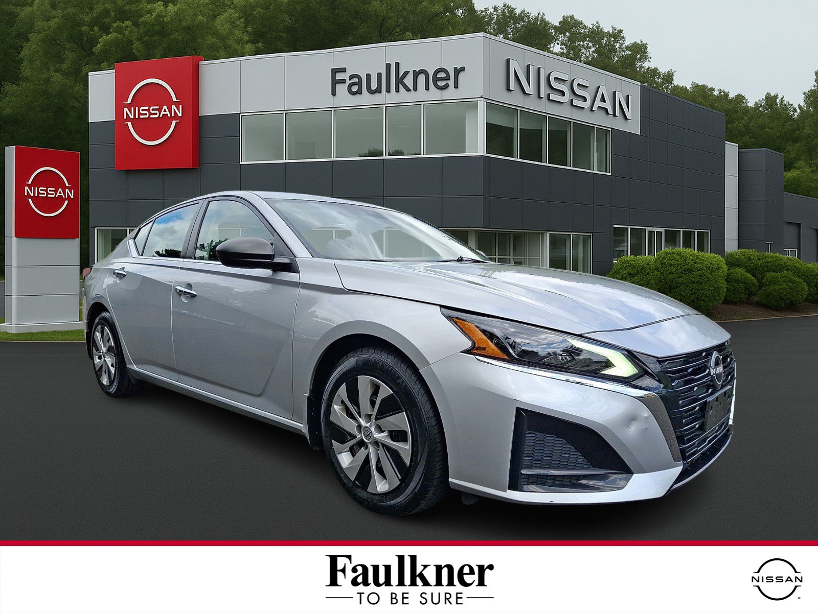 Certified 2024 Nissan Altima 2.5 S FWD image 1