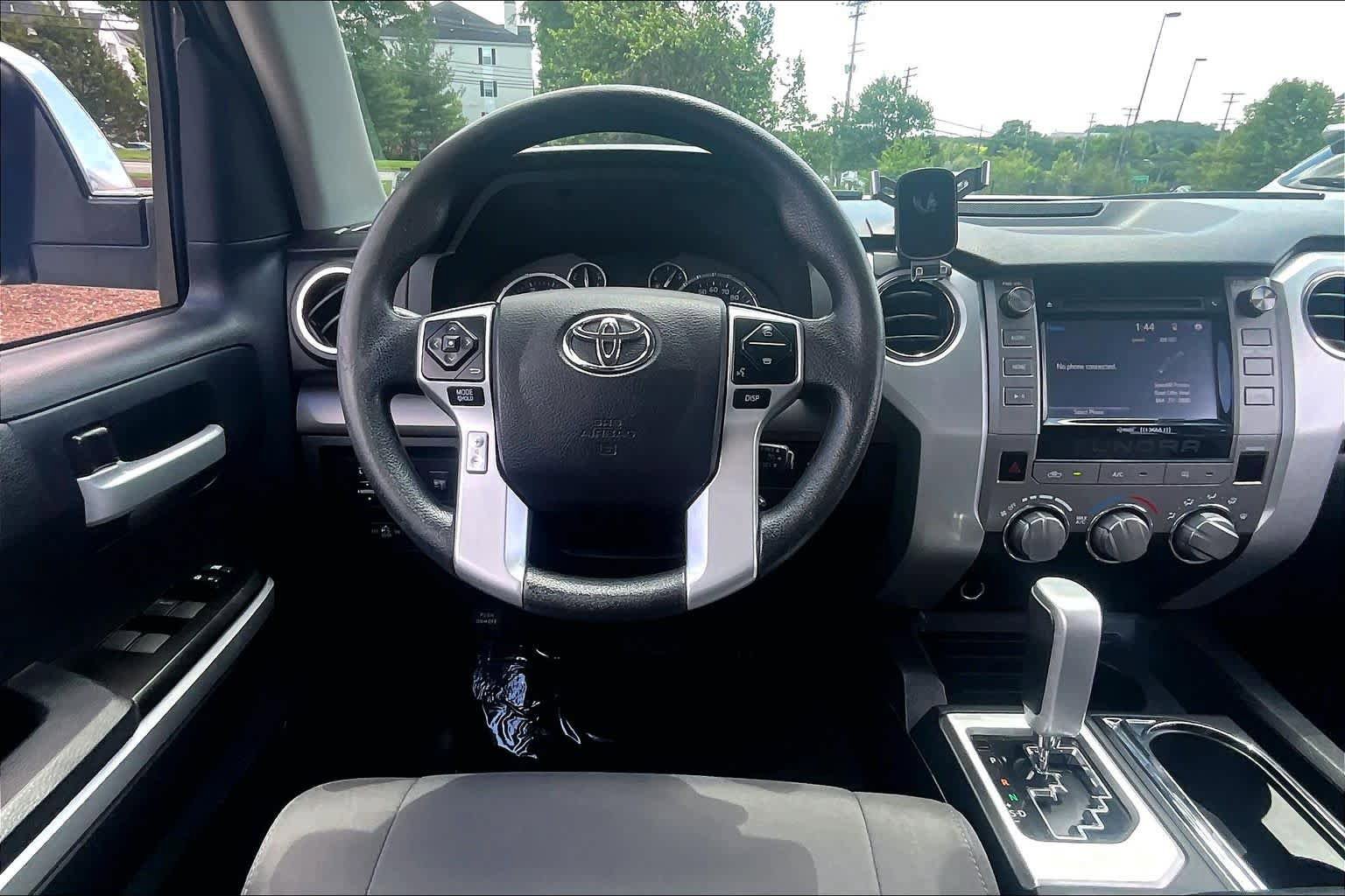 Used 2015 Toyota Tundra SR5 w/ SR5 Upgrade Package RWD image 6