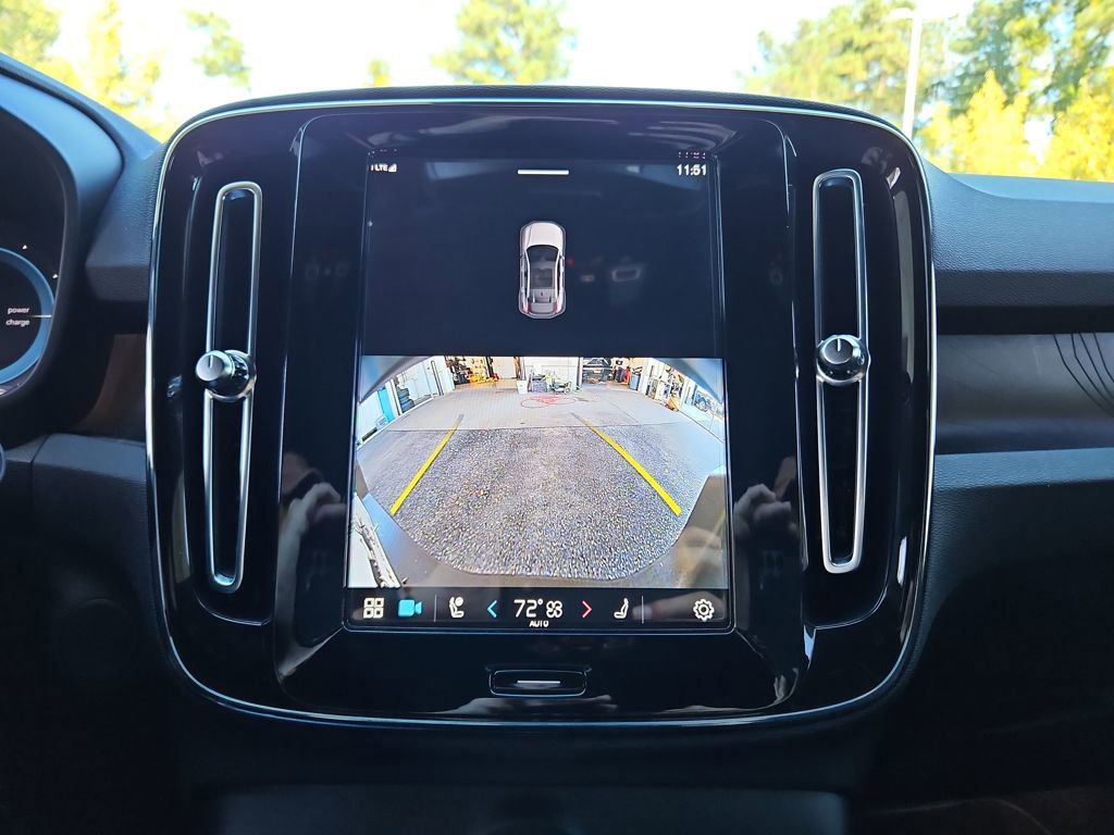 Used 2023 Volvo C40 P8 Recharge Ultimate image 16