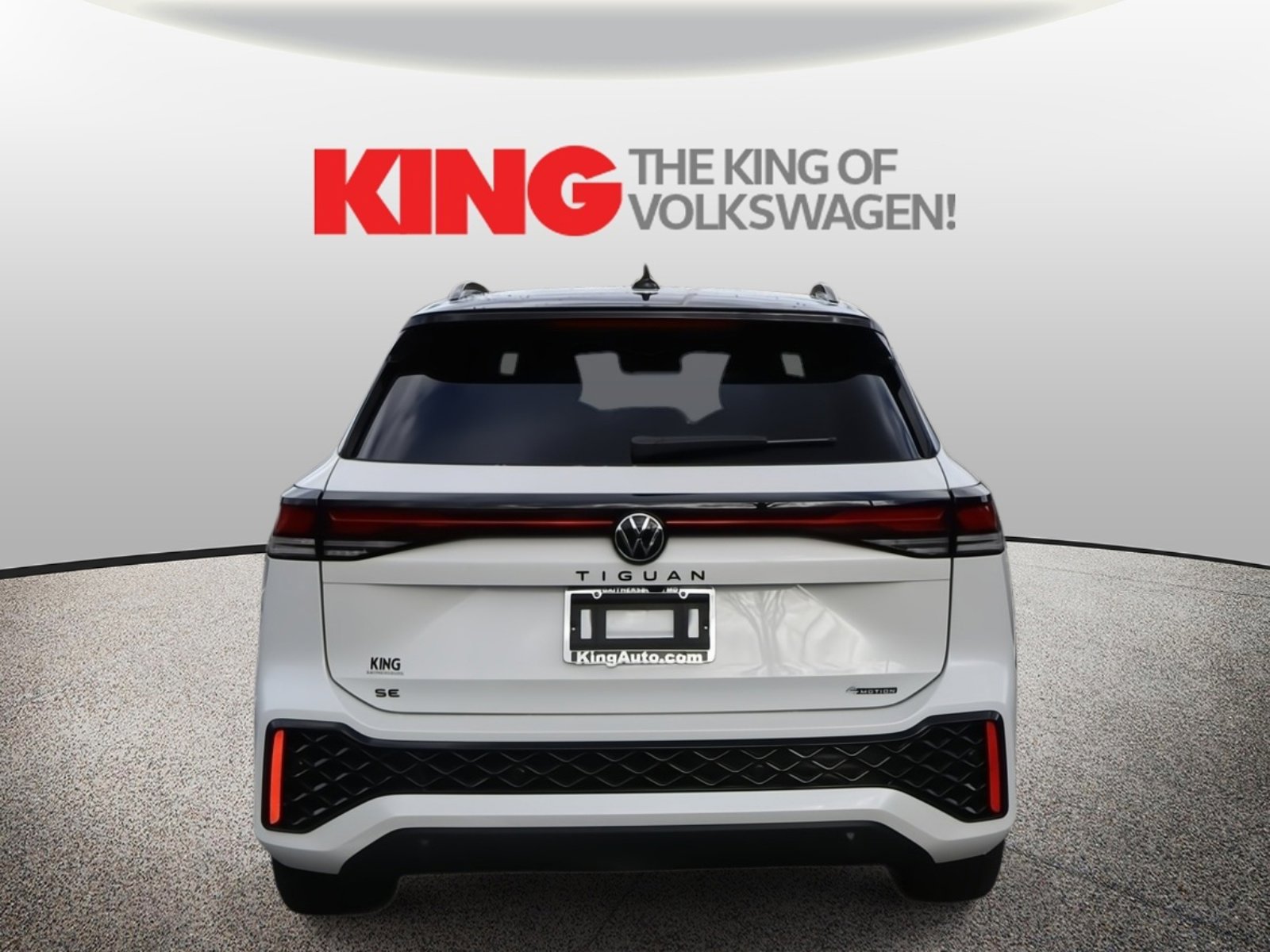 New 2026 Volkswagen Tiguan SE R-Line image 4