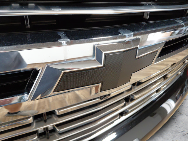 Certified 2024 Chevrolet Tahoe Premier w/ Premium Package AWD/4WD image 12