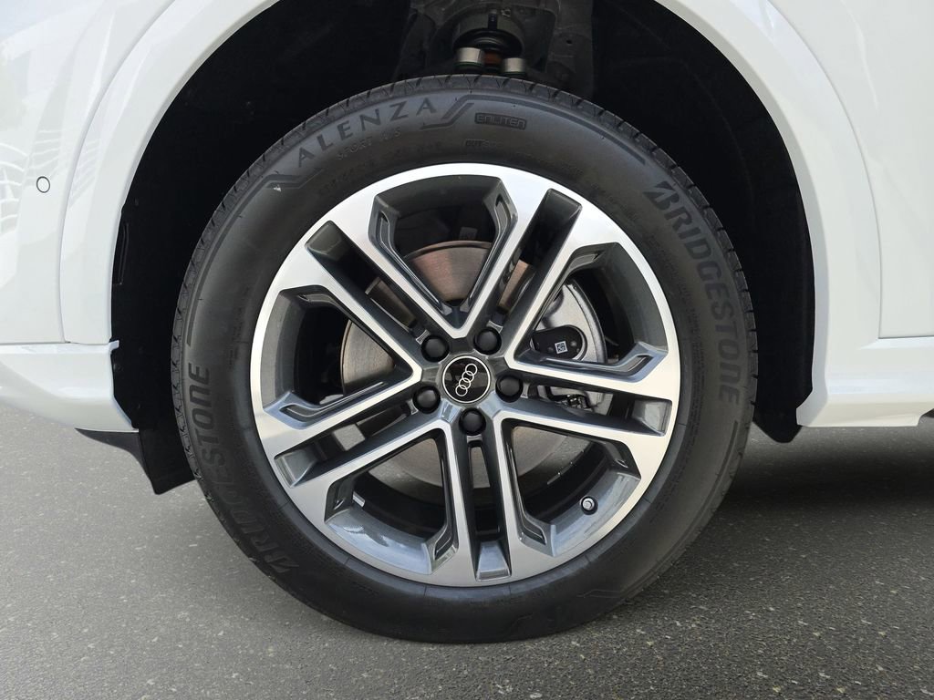 New 2026 Audi Q5 Premium Plus AWD/4WD image 33
