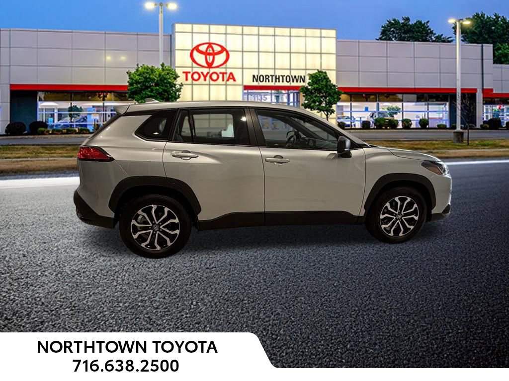 Used 2024 Toyota Corolla Cross S AWD/4WD image 27