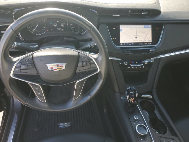 Certified 2024 Cadillac XT5 Premium Luxury w/ LPO, Floor Liner Package AWD/4WD image 30