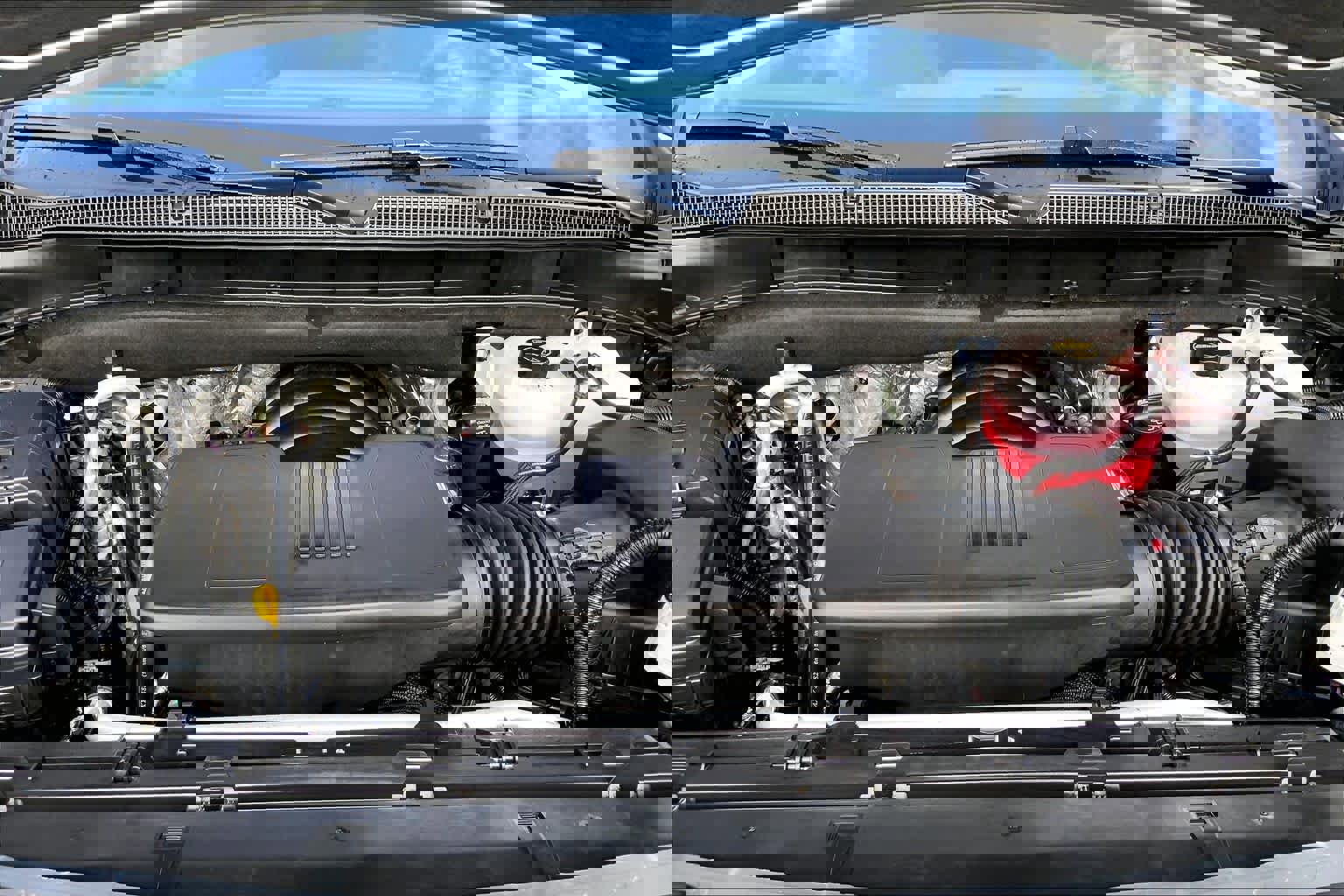 Used 2026 Chevrolet Suburban LS image 35