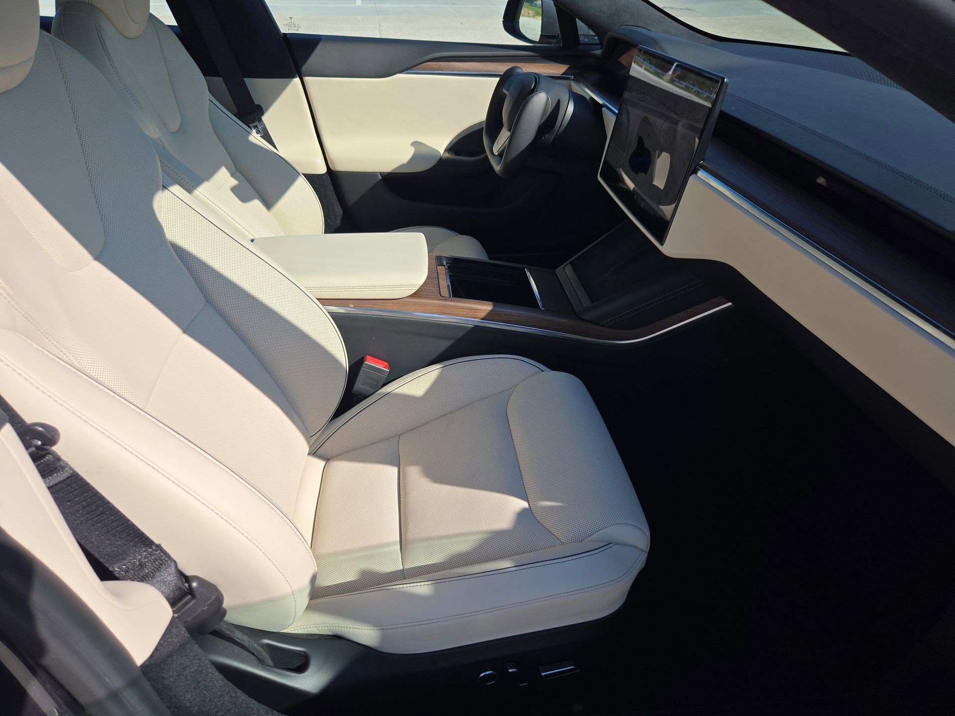 Used 2021 Tesla Model S Plaid AWD/4WD image 31