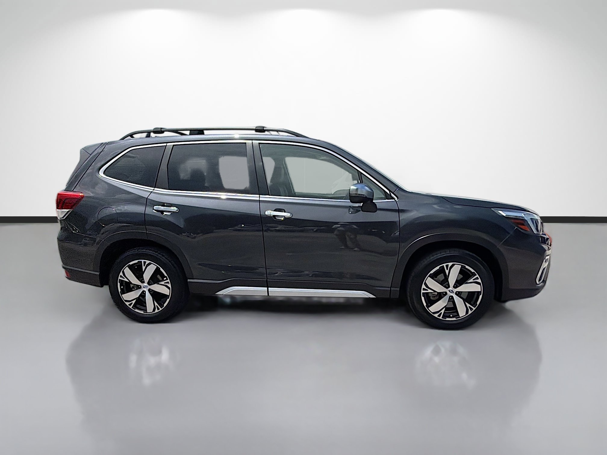 Used 2019 Subaru Forester Touring w/ Popular Package #3 AWD/4WD image 2