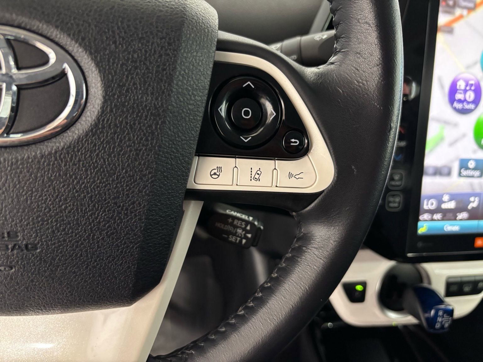 Used 2018 Toyota Prius Prime Advanced FWD image 22