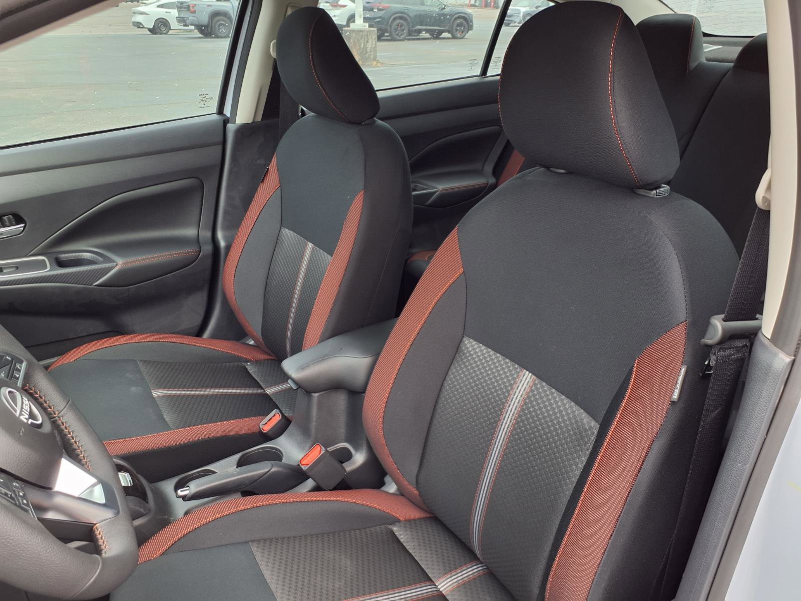 New 2025 Nissan Versa SR w/ Trunk Package image 12