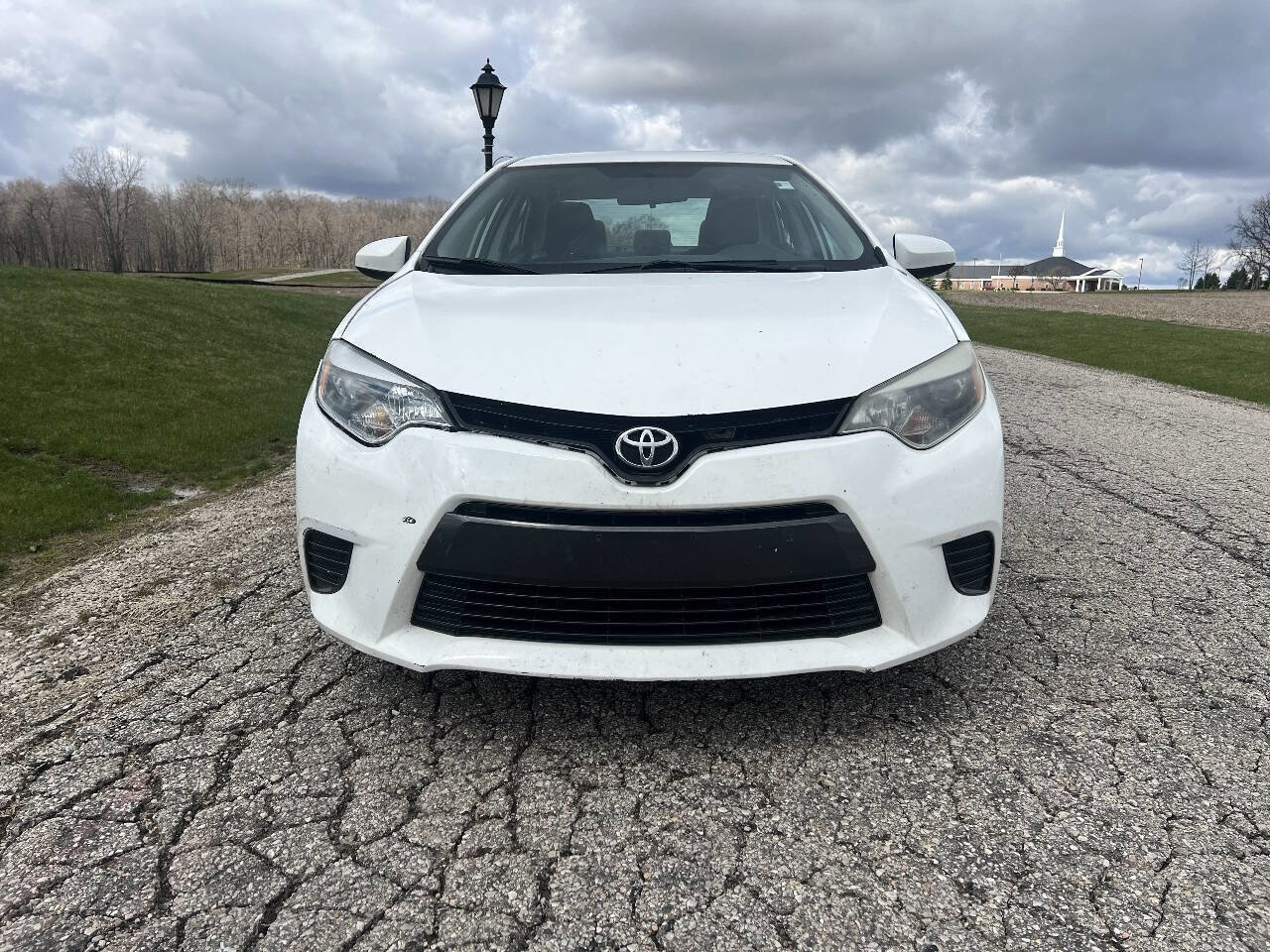 Used 2015 Toyota Corolla LE image 3